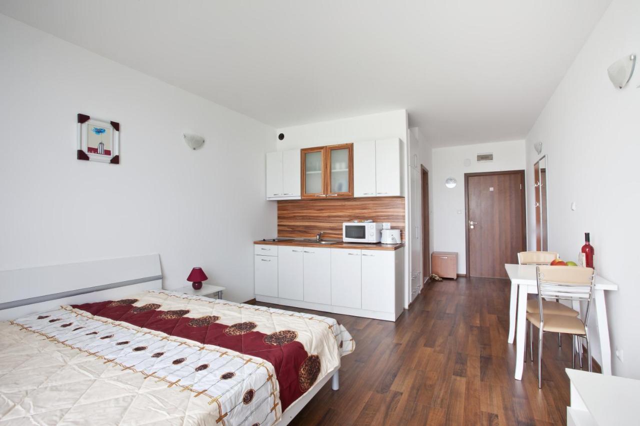 Aparthotel Vilmar à Pomorie Extérieur photo
